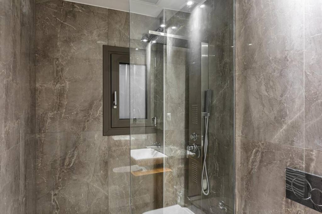 Sublime 1Br Apartment In Koukaki By Upstreet Athens Ngoại thất bức ảnh